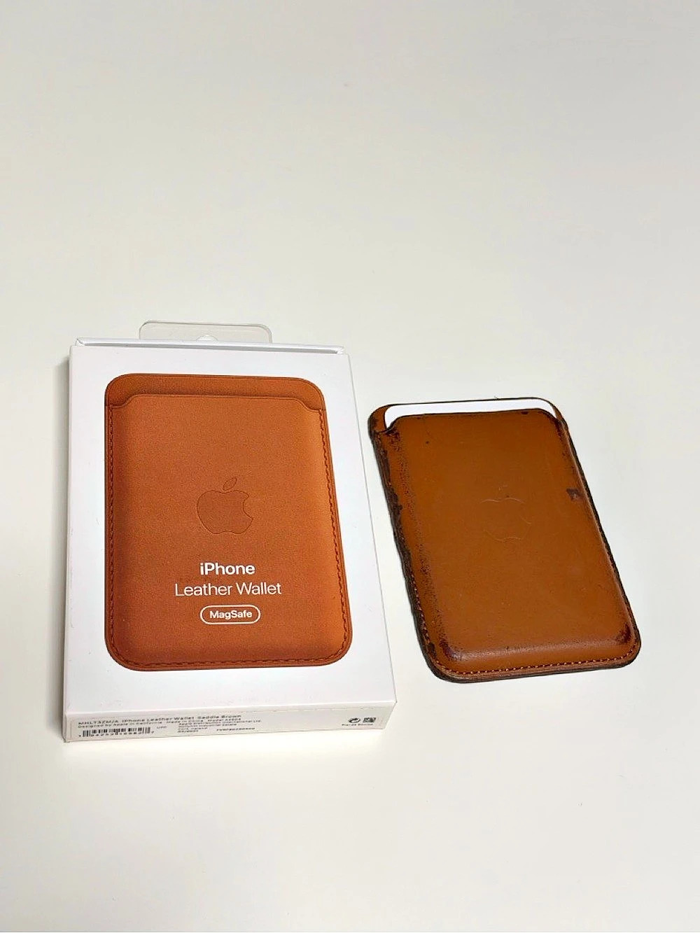 Apple iPhone Leather Wallet with MagSafe Brown Leather Phone Case
